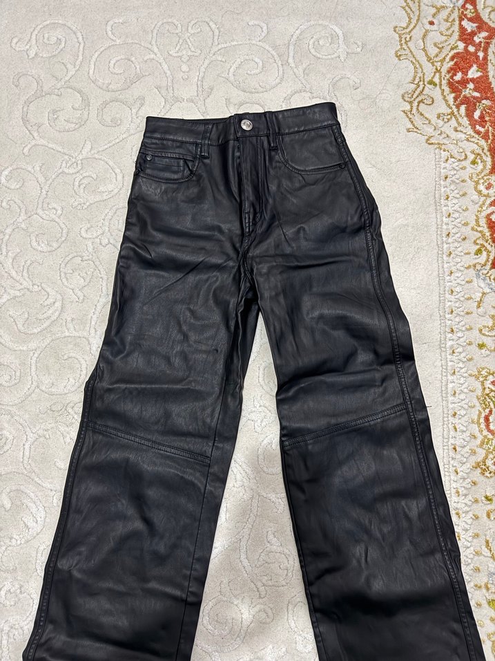 Bershka Deri pantolon - Görsel 4