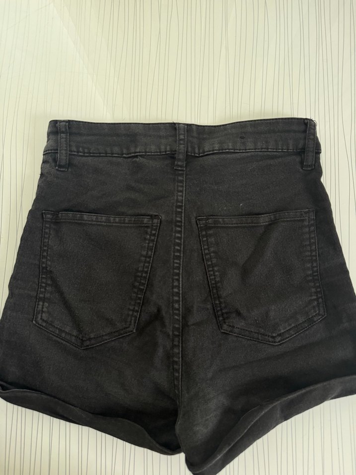 Siyah Mini Denim Şort - Görsel 2