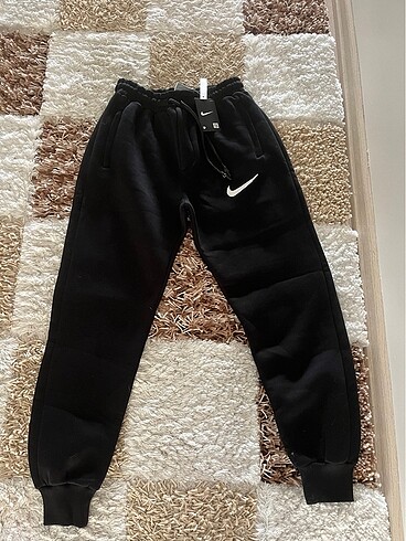 l Beden siyah Renk Nike eşofman