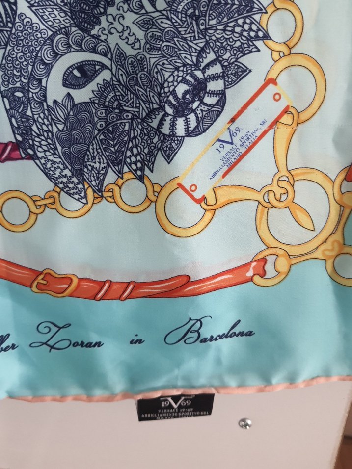 Zincir Detaylı Turkuaz İpek Eşarp - Görsel 2