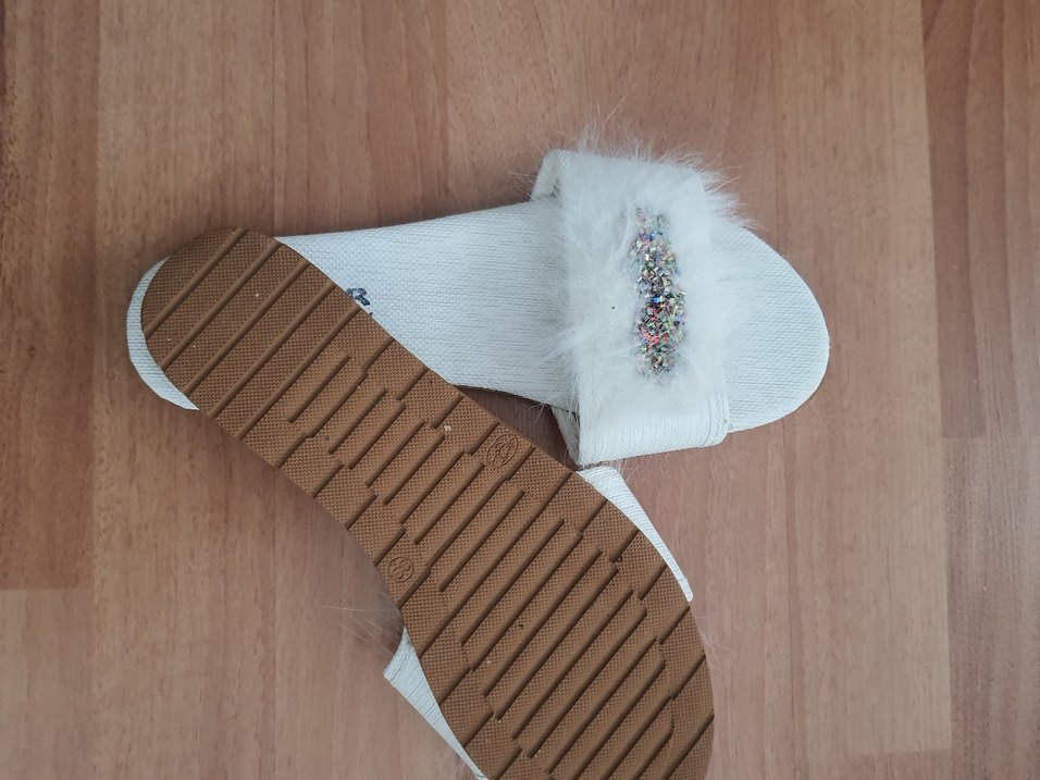 Beyaz Kürklü Nakışlı Bohem Terlik - Görsel 3