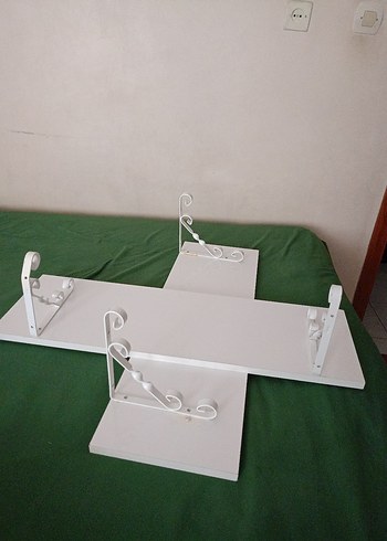 Ikea Beyaz Çocuk Rafı Tutucu