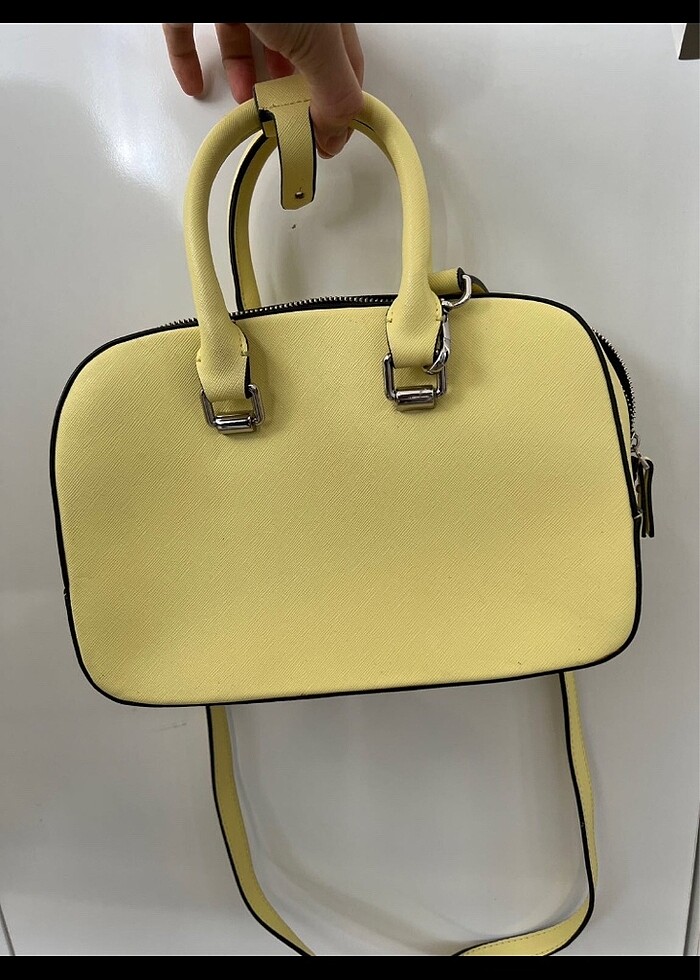 Zara hem askılı hem kol çantası geniş temiz şık günlük - Görsel 3