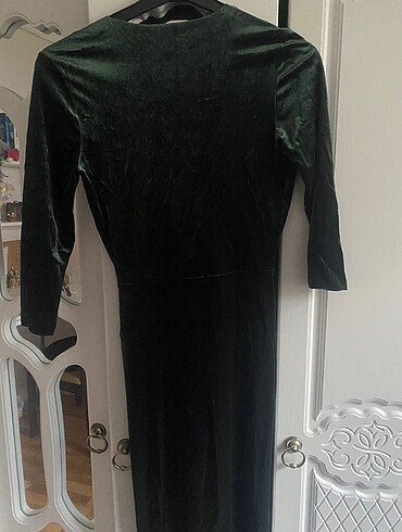 Zara haki yeşil kadife elbise - Görsel 5