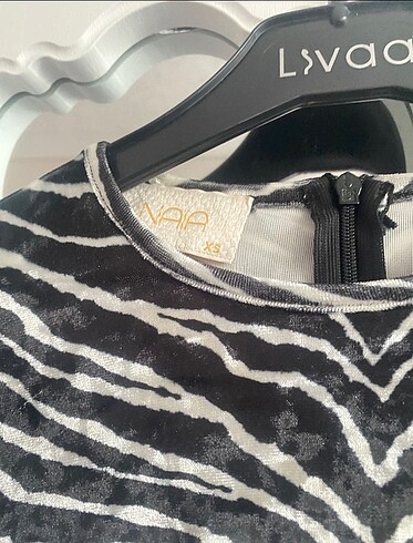 s Beden Zebra desenli mini elbise
