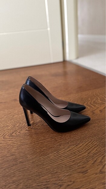 Nine west deri topuklu ayakkabı