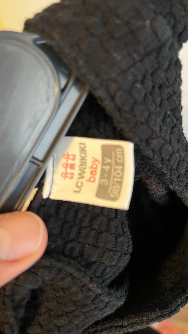 Kız Çocuk Siyah Keten Fırfırlı V Yaka Elbise - Görsel 3