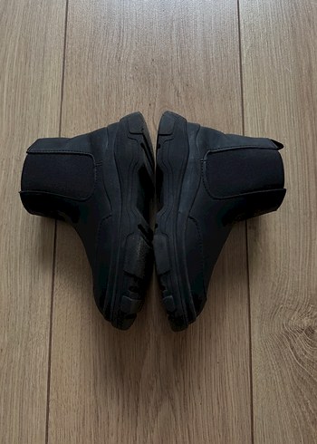 26 Beden Zara Bot