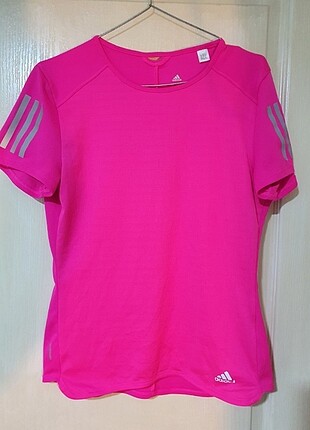 Adidas T-shirt