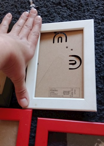  Beden kırmızı Renk Çerçeve seti 8 adet..