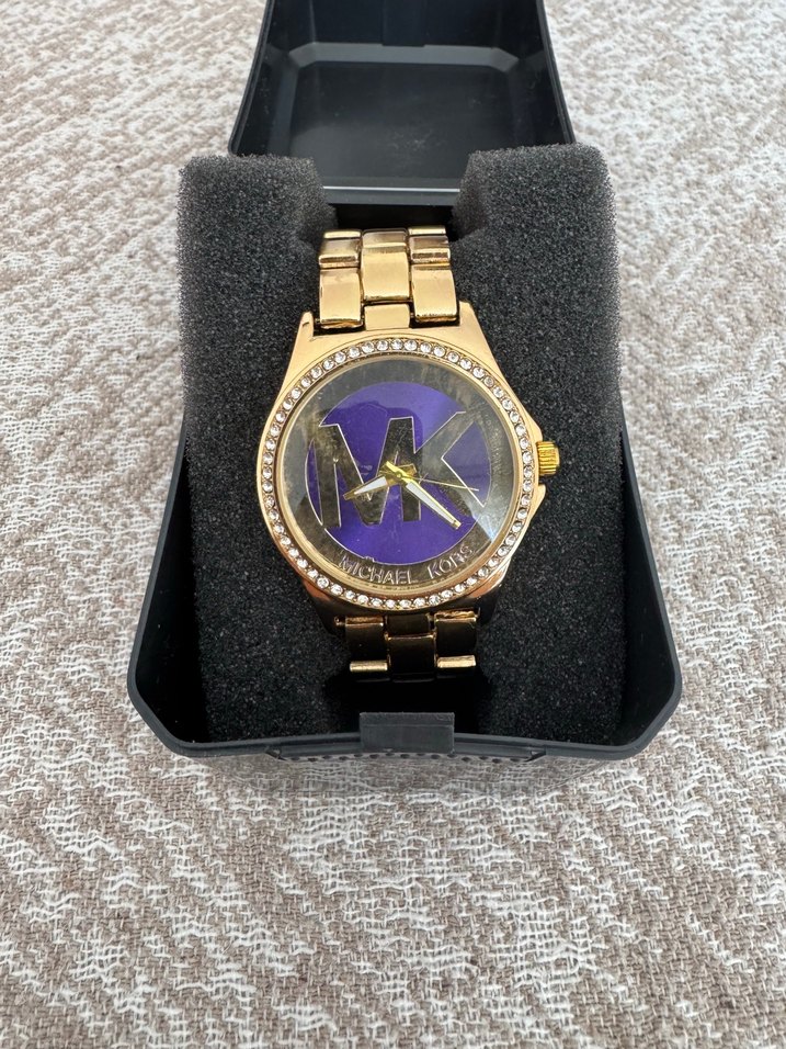 Michael Kors Kadın Altın Renkli Klasik Saat - Görsel 2