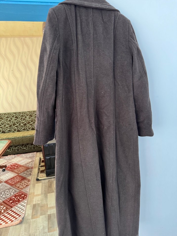 Düğmeli Uzun Kahverengi Kadın Kaban - Görsel 5