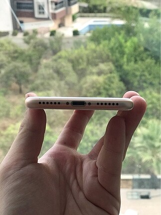  Beden iPhone 8 Gold