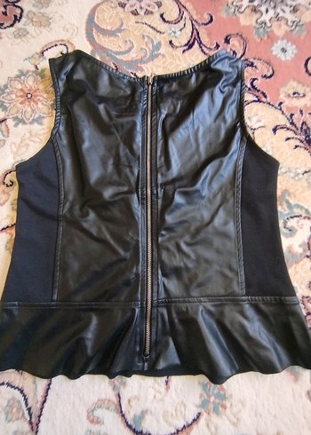 Siyah Deri Fermuarlı asklı Kadın bluz sıfır gibi ürün - Görsel 2