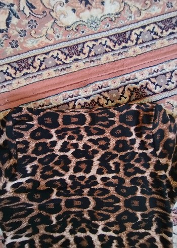 Leopar Desenli Uzun kare Yakalı Elbise38 40 uyumlu kemerli - Görsel 4