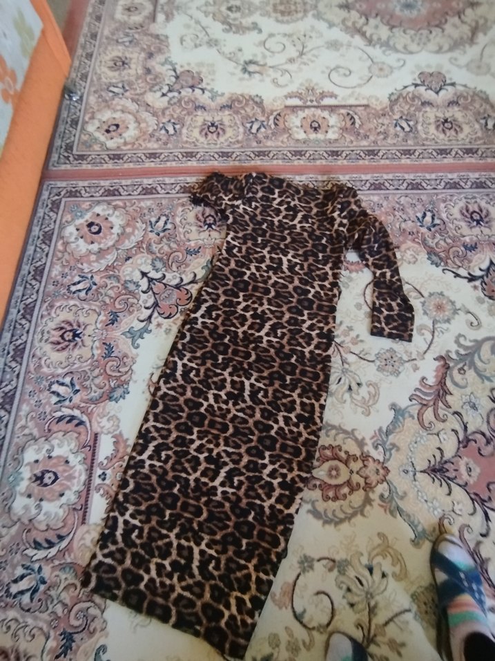 Leopar Desenli Uzun kare Yakalı Elbise38 40 uyumlu kemerli - Görsel 3