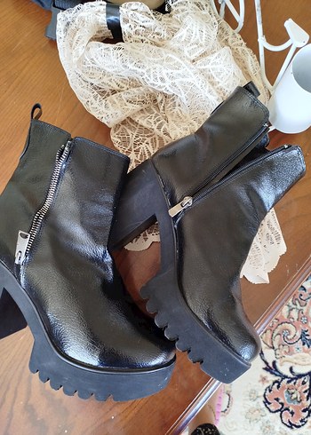 fiyat uygun sorunsuz Siyah Deri Kadın topuklu dar kalıp 39 olur - Görsel 5