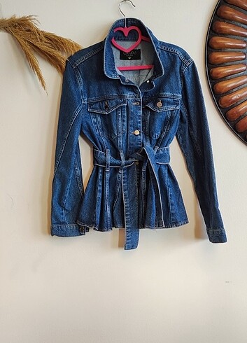 kusak detayli jean denim ceket 