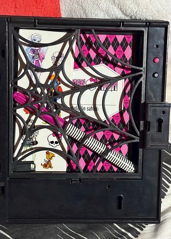  Beden Renk Monster High havalı günlük