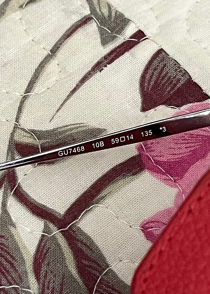 GUESS KADIN GÜNEŞ GÖZLÜĞÜ - Görsel 3