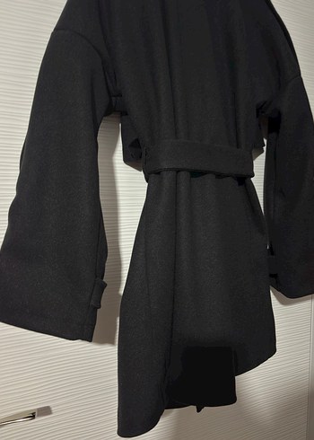 Siyah Kuşaklı Kadın Kaban - Görsel 6