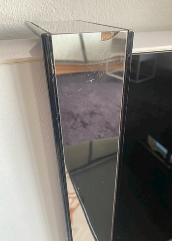 Siyah beyaz ledli Komodin - Görsel 3