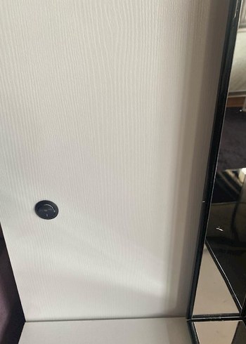 Siyah beyaz ledli Komodin - Görsel 6