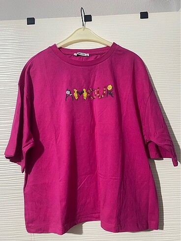 Pembe tshirt
