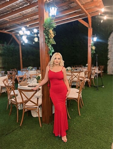 m Beden Gece elbisesi