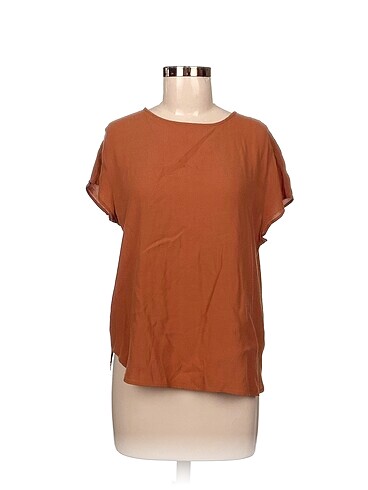 H&M Bluz %70 İndirimli.