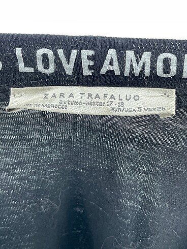 s Beden siyah Renk Zara T-shirt %70 İndirimli.