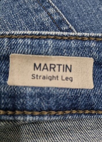 31 Beden MAVİ JEANS MARTİN MODEL