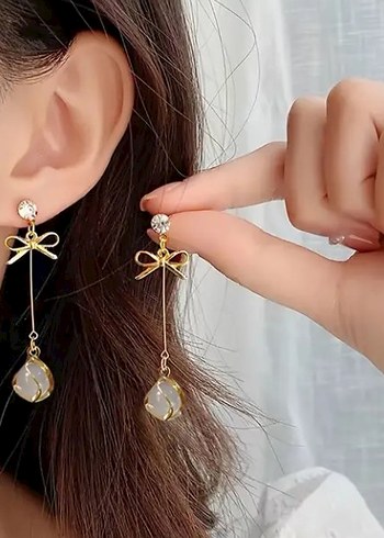 Accessorize Altın Renkli Fiyonk Detaylı Midi Küpe