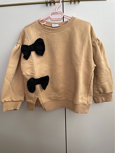 Zara sweat