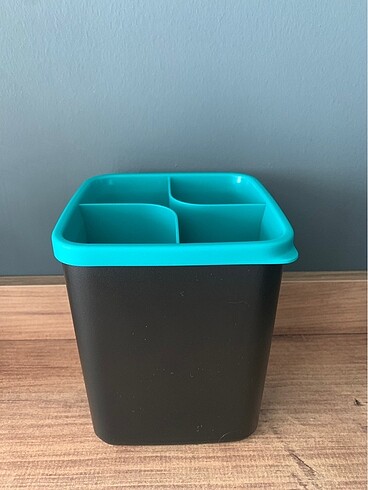 Tupperware Tupperware