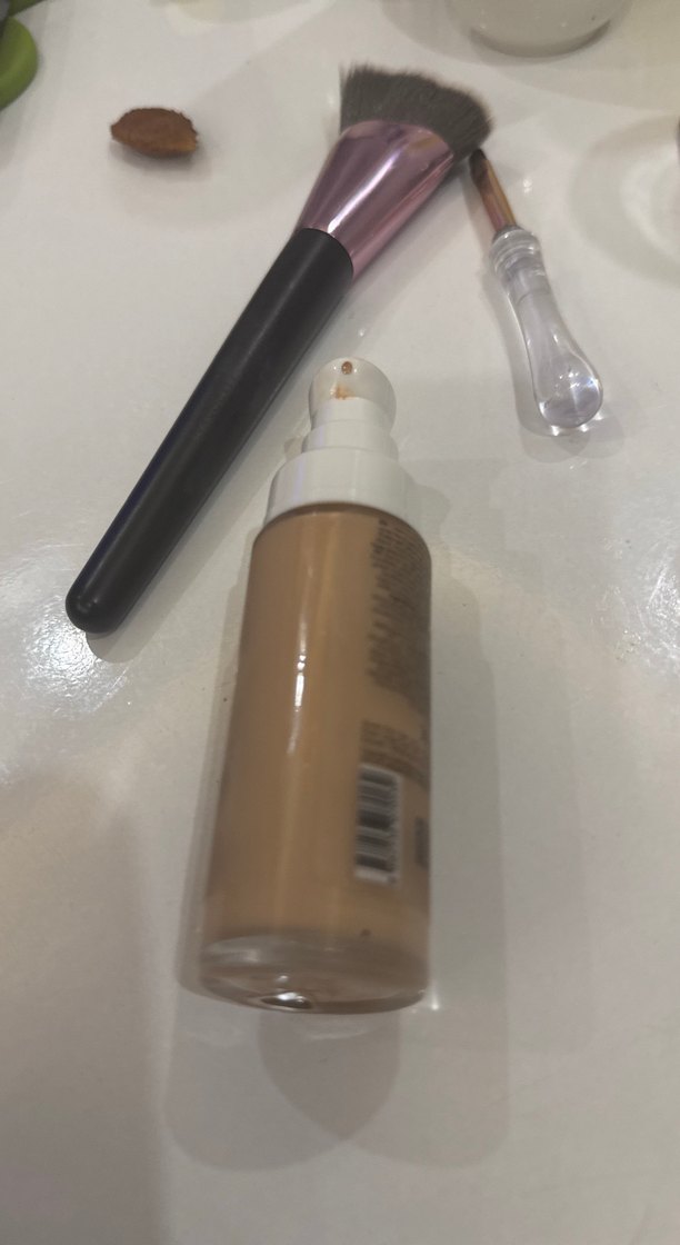 Flormar Beige Fondöten SPF 15 - Görsel 2