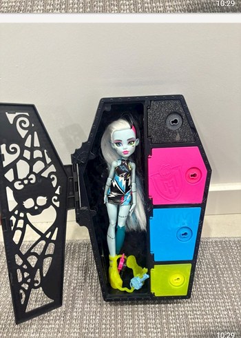 monster hıgh  neon frankıe Steın bebek - Görsel 2