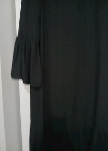 Siyah Uzun Kollu Fırfırlı Uzun Elbise - Görsel 3