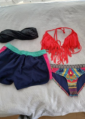 Renkli Püsküllü Bikini takımı