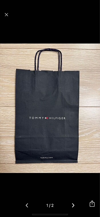 Tommy Hilfiger