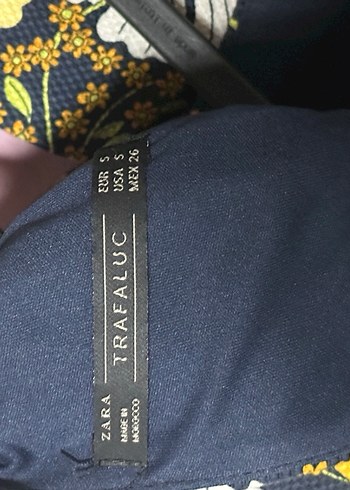 Sarı Çiçekli V Yaka mini elbise - Görsel 3