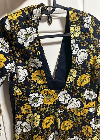 Sarı Çiçekli V Yaka mini elbise - Görsel 2