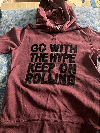 H&M sweatshirt
