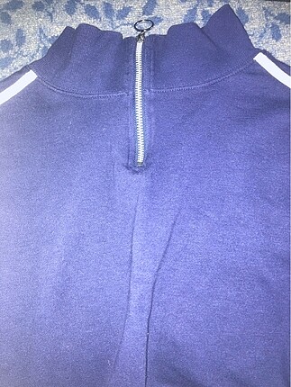 H&M sweatshirt