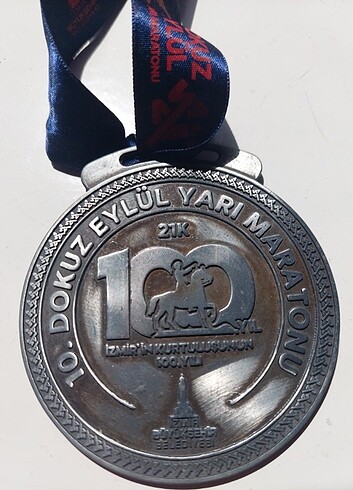 2K 10. Dokuz Eylül Yarı Maratonu Koşu Madalyası