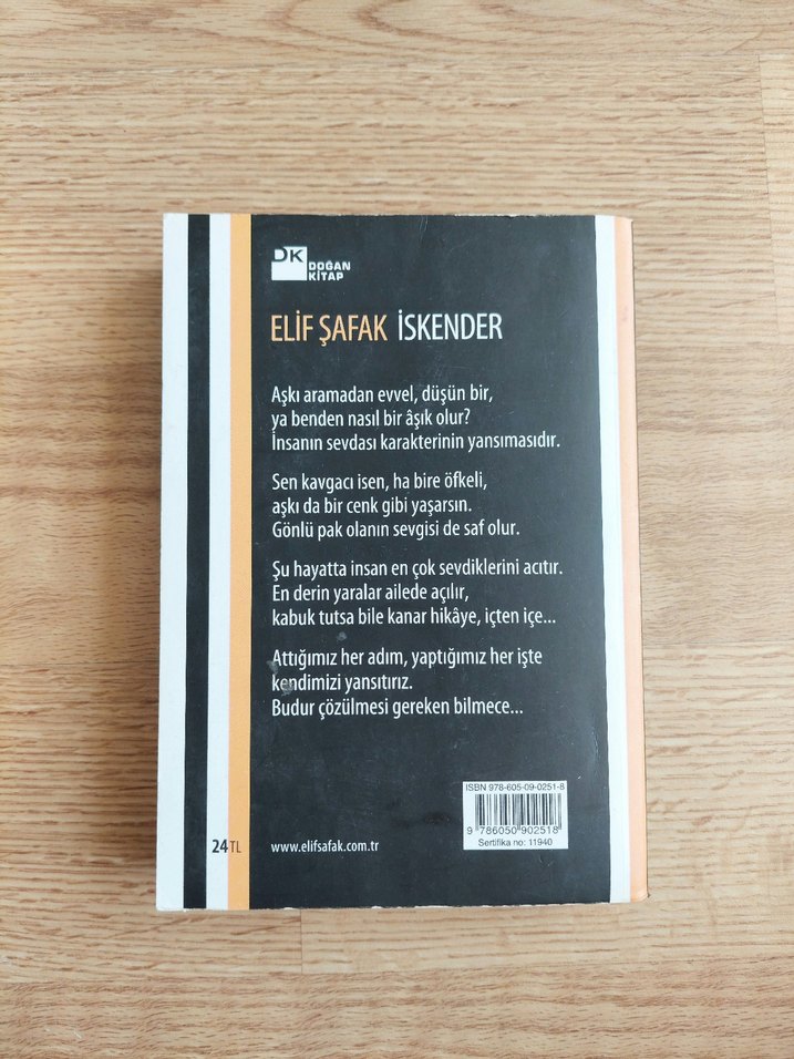 İskender - Elif Şafak Roman - Görsel 2