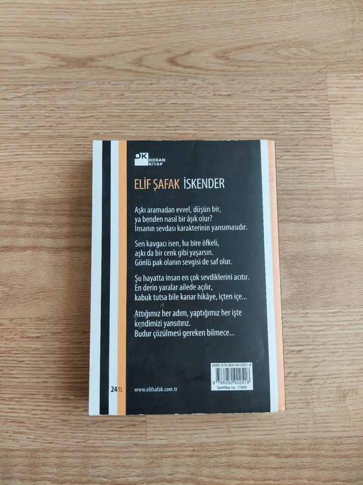 İskender - Elif Şafak Roman - Görsel 4