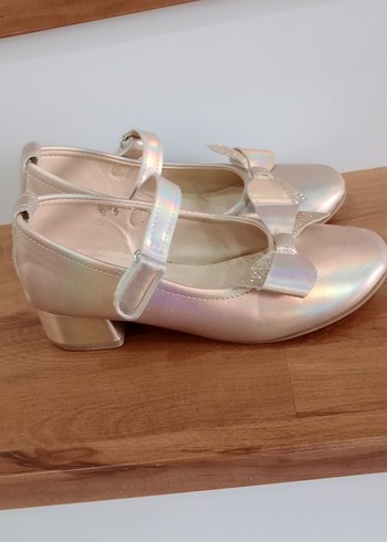 Kız Çocuk Beyaz Fiyonklu Babet Ayakkabı - Görsel 3