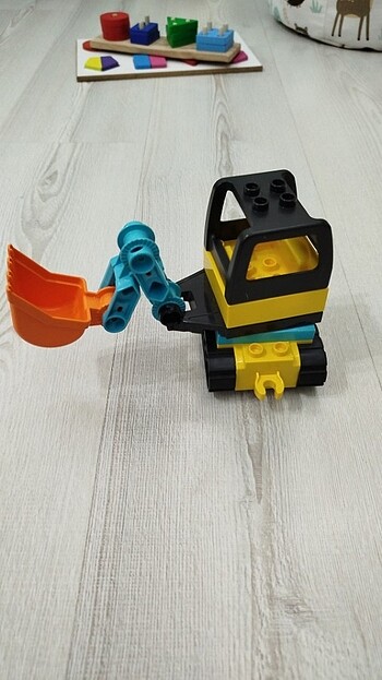 Lego duplo kepçe