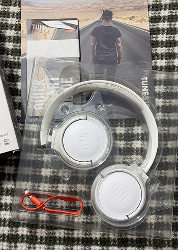 JBL Tune 510 bt Kablosuz Beyaz Kulaklık - Görsel 9